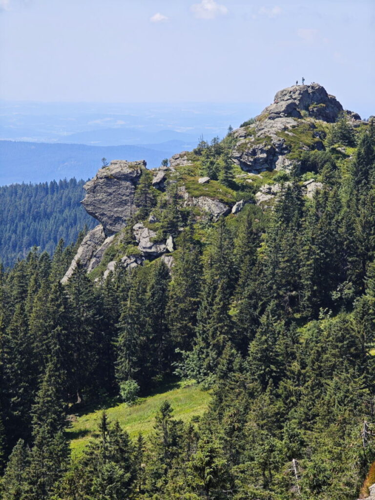 Großer Arber Gipfel - erkennst du links den Felsen mit dem Richard Wagner Kopf?